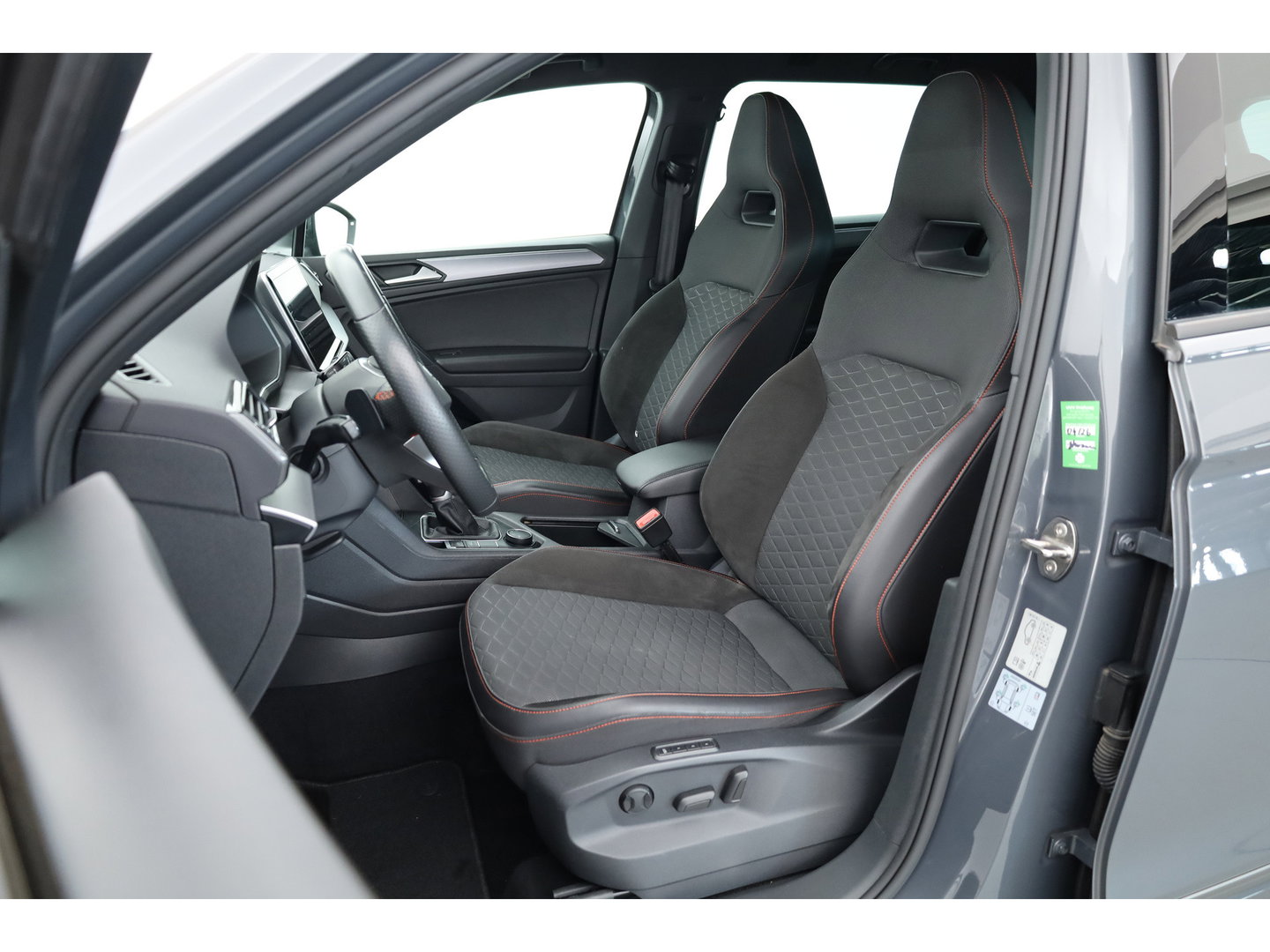 SEAT Tarraco 1.4 TSI e-Hybrid PHEV FR Business Intense | Adapt. Cruise | CarPlay | Memory | Navi | Dodehoek. | Stoelverw. Voor/Achter | 360cam | Stuurverw. |