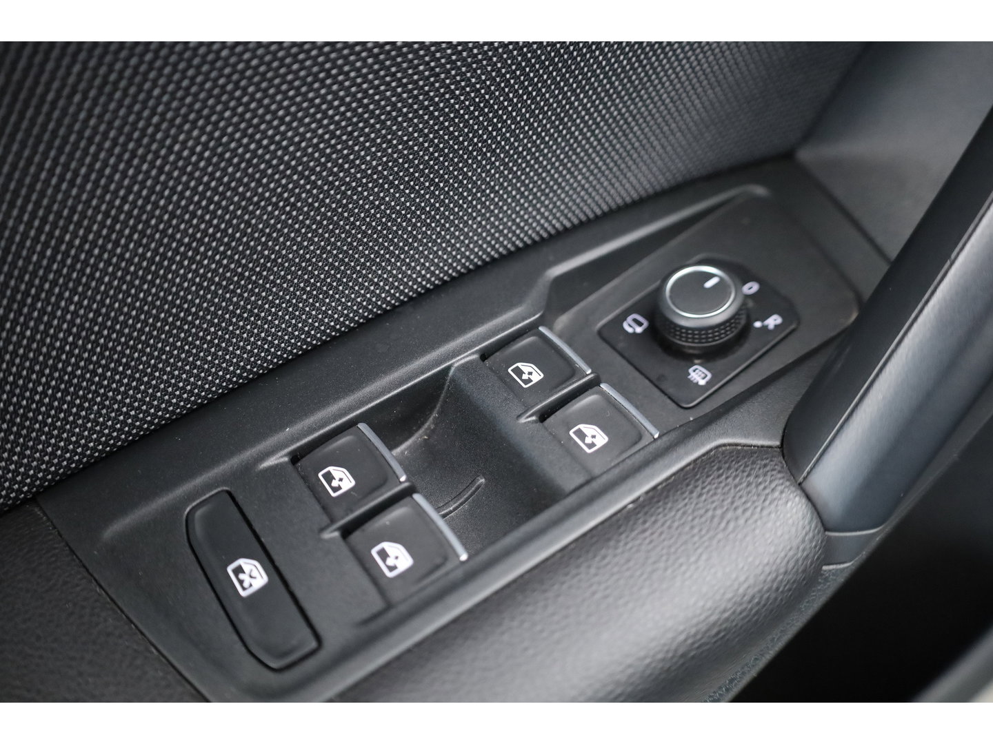 SEAT Tarraco 1.4 TSI e-Hybrid PHEV FR Business Intense | Adapt. Cruise | CarPlay | Memory | Navi | Dodehoek. | Stoelverw. Voor/Achter | 360cam | Stuurverw. |