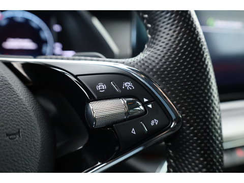 Škoda Octavia Combi 1.4 TSI RS iV PHEV Business | Pano | HUD | Canton Audio | Massage | Elek. Stoelen | Keyless | Camera | Adapt. Cruise