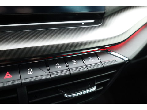 Škoda Octavia Combi 1.4 TSI RS iV PHEV Business | Pano | HUD | Canton Audio | Massage | Elek. Stoelen | Keyless | Camera | Adapt. Cruise