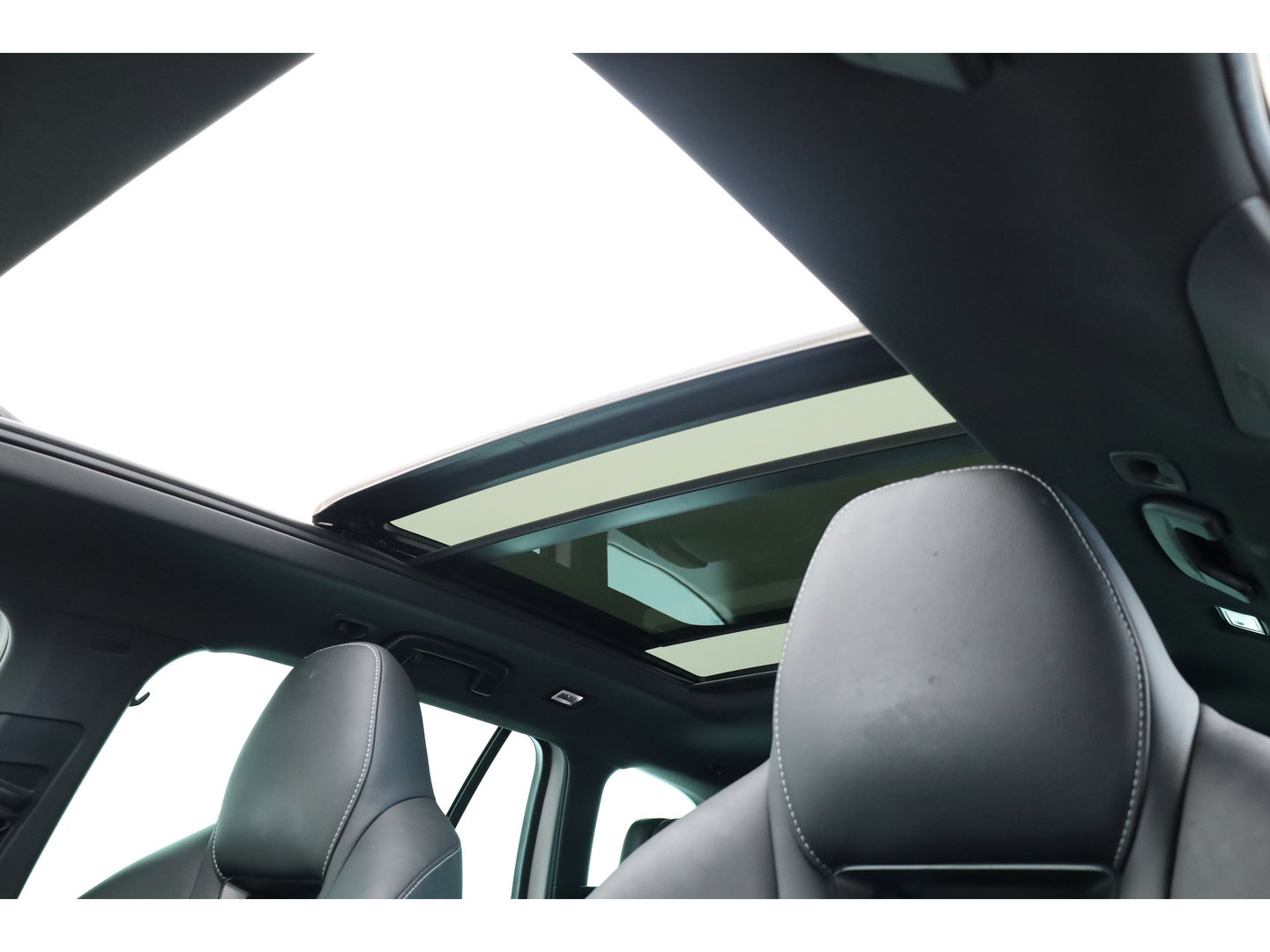 Škoda Octavia Combi 1.4 TSI RS iV PHEV Business | Pano | HUD | Canton Audio | Massage | Elek. Stoelen | Keyless | Camera | Adapt. Cruise