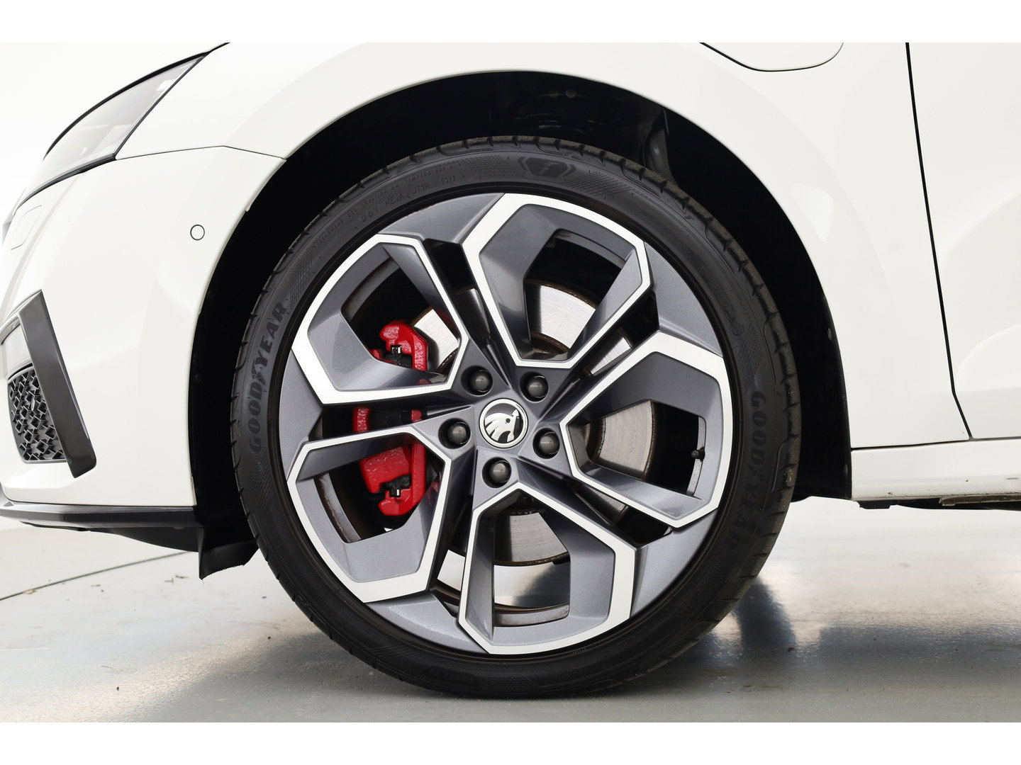 Škoda Octavia Combi 1.4 TSI RS iV PHEV Business | Pano | HUD | Canton Audio | Massage | Elek. Stoelen | Keyless | Camera | Adapt. Cruise