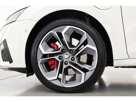 Škoda Octavia Combi 1.4 TSI RS iV PHEV Business | Pano | HUD | Canton Audio | Massage | Elek. Stoelen | Keyless | Camera | Adapt. Cruise