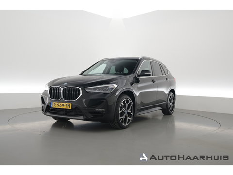 BMW X1 xDrive25e High Executive | Afn. Trekhaak | Navi | Camera | Cruis Ctrl. | Elek. Achterklep | 19''