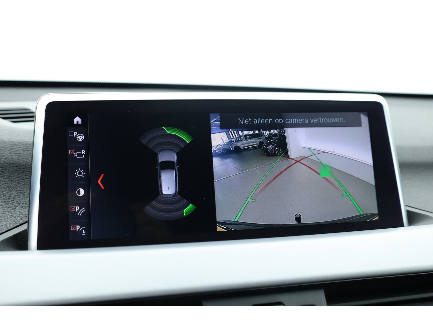 BMW X1 xDrive25e High Executive | Afn. Trekhaak | Navi | Camera | Cruis Ctrl. | Elek. Achterklep | 19''