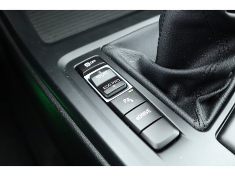 BMW X1 xDrive25e High Executive | Afn. Trekhaak | Navi | Camera | Cruis Ctrl. | Elek. Achterklep | 19''