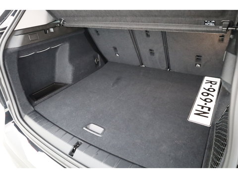 BMW X1 xDrive25e High Executive | Afn. Trekhaak | Navi | Camera | Cruis Ctrl. | Elek. Achterklep | 19''