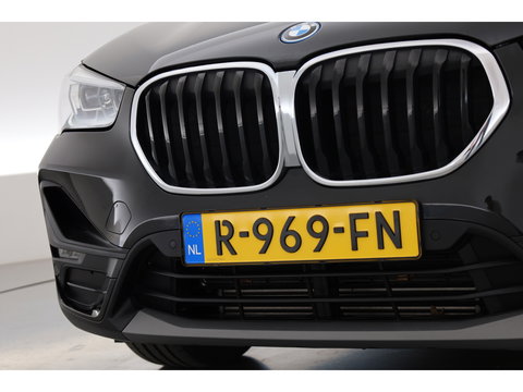 BMW X1 xDrive25e High Executive | Afn. Trekhaak | Navi | Camera | Cruis Ctrl. | Elek. Achterklep | 19''