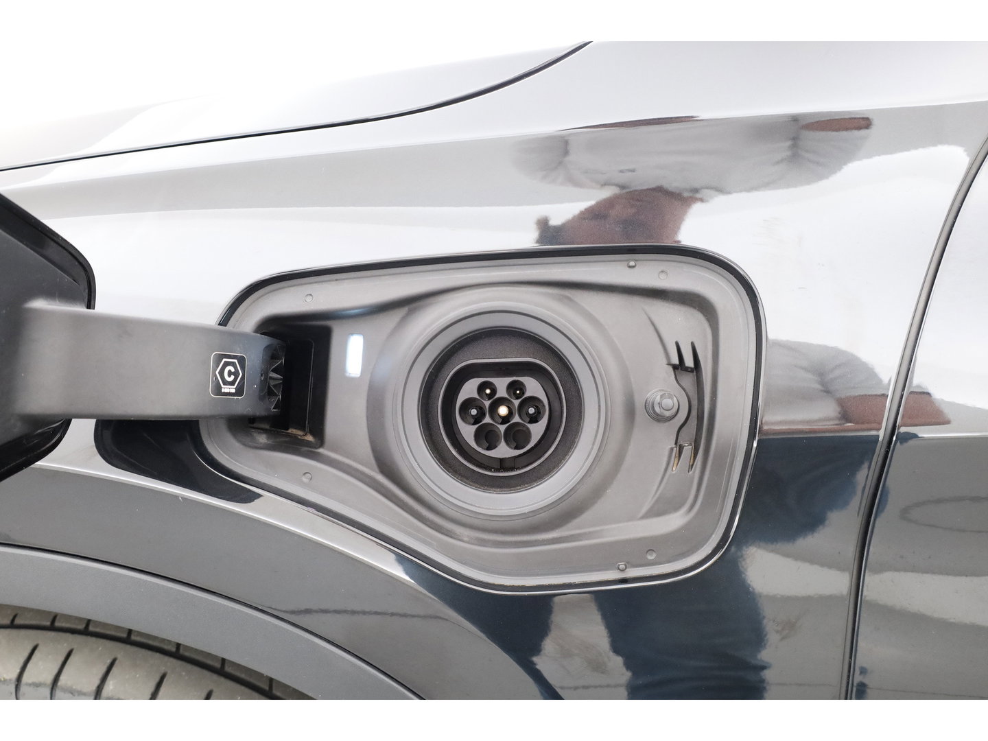 BMW X1 xDrive25e High Executive | Afn. Trekhaak | Navi | Camera | Cruis Ctrl. | Elek. Achterklep | 19''