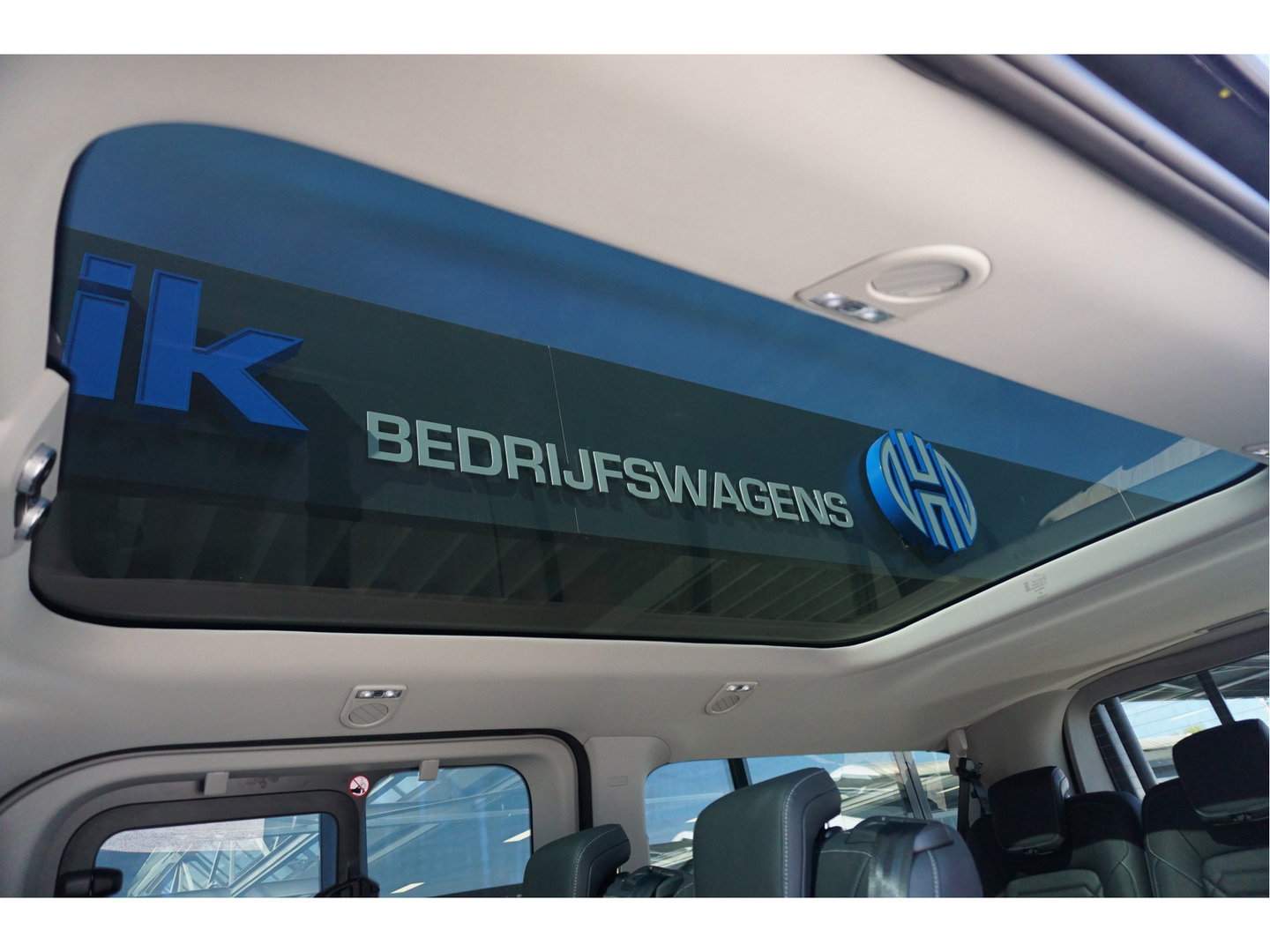 Ford Transit Custom Tourneo 320L 2.5 PHEV 233PK Titanium X PRIJS INCL. BPM Luxe 8 Zits, Leder, 19" LM, B&O, Pano, Elec. Schuifdeur, Trekhaak!! NR. TR1