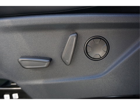 Ford Transit Custom Tourneo 320L 2.5 PHEV 233PK Titanium X PRIJS INCL. BPM Luxe 8 Zits, Leder, 19" LM, B&O, Pano, Elec. Schuifdeur, Trekhaak!! NR. TR1