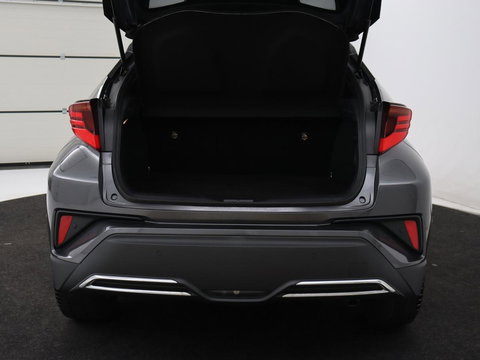 Toyota C-HR 2.0 Hybrid First Edition | Stoelverwarming | Adaptive cruise | Camera | Carplay | JBL Sound | Keyless | Full LED | Navigatie | Dodehoek detectie | Climate control | Bluetooth