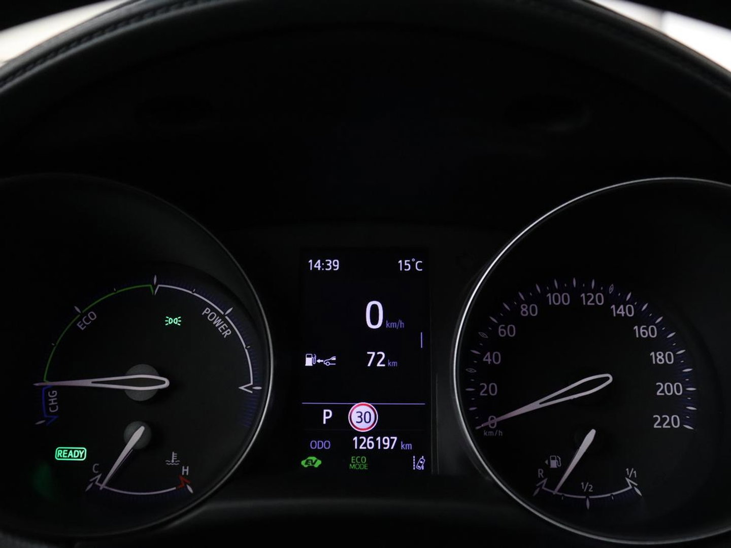 Toyota C-HR 2.0 Hybrid First Edition | Stoelverwarming | Adaptive cruise | Camera | Carplay | JBL Sound | Keyless | Full LED | Navigatie | Dodehoek detectie | Climate control | Bluetooth