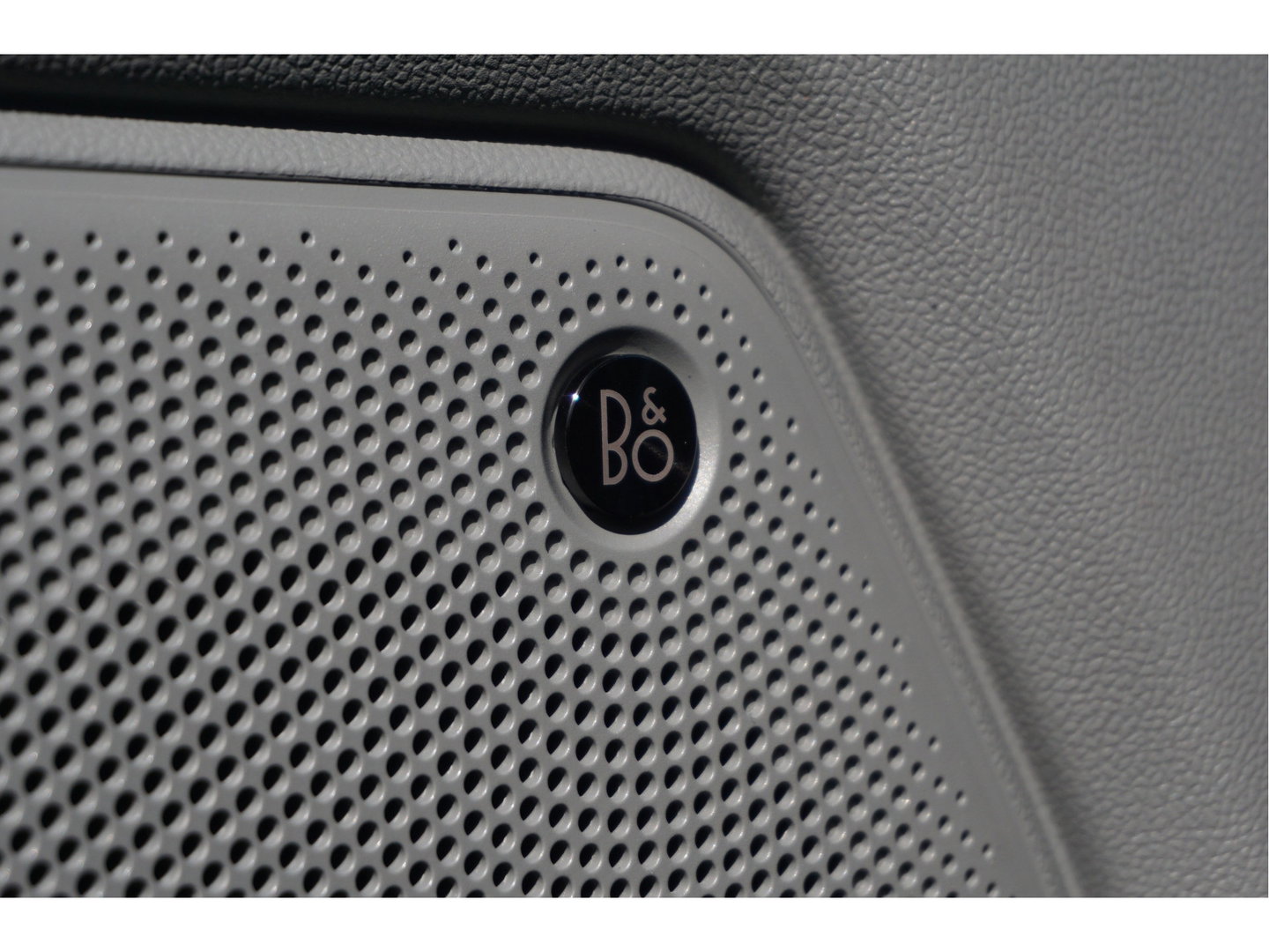 Ford Transit Custom Tourneo 320L 2.5 PHEV 233PK Titanium X PRIJS INCL. BPM Luxe 8 Zits, Leder, 19" LM, B&O, Elek. Schuifeur, Pano, Trekhaak!! NR. TR2