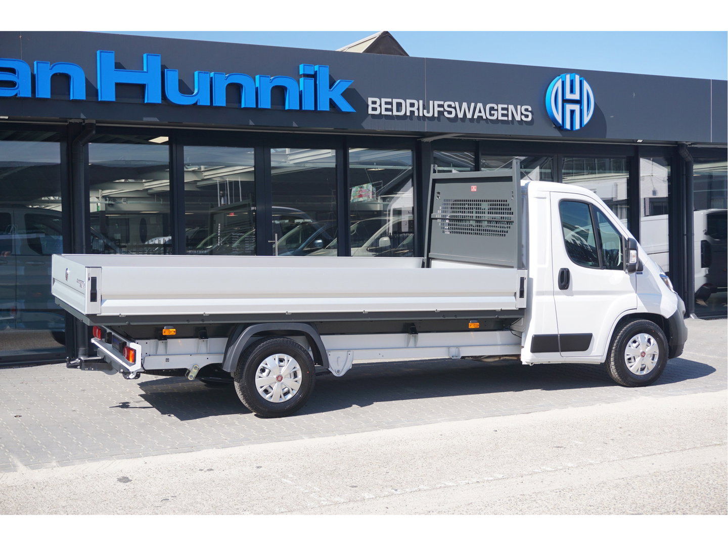 Fiat Ducato Maxi 35 180PK Open Laadbak L4 BPM VRIJ!! Apple CP/ Android A, Airco, Cruise, trekhaak!! NR. TX01*