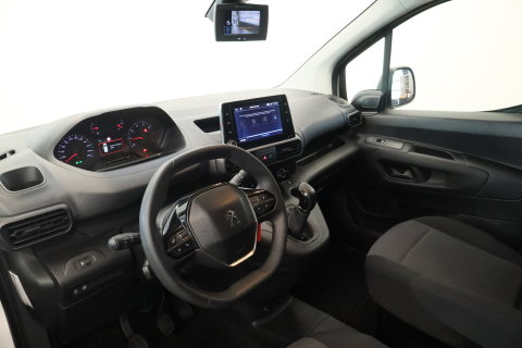 Peugeot Partner 1.6 BlueHDI Asphalt Cruise control Carplay Surround rear vision Camera Navi NAP!