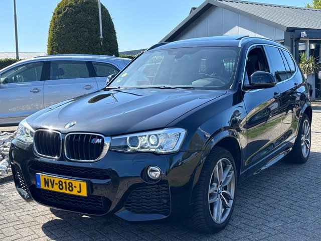 BMW X3 - 2.0D X-Drive 2016 M-Pakket Pano HUD Zwart Trekhaak