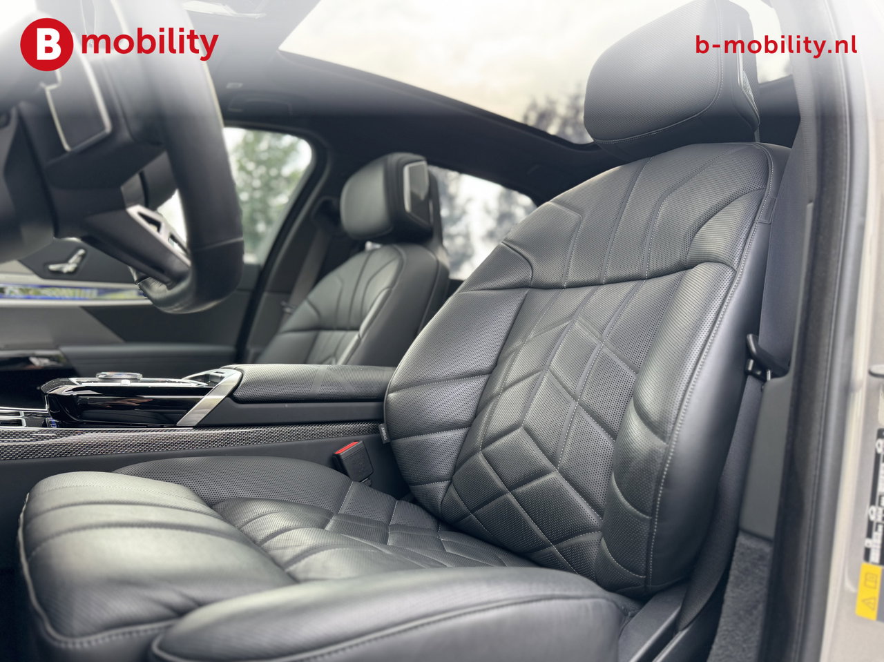 BMW i7