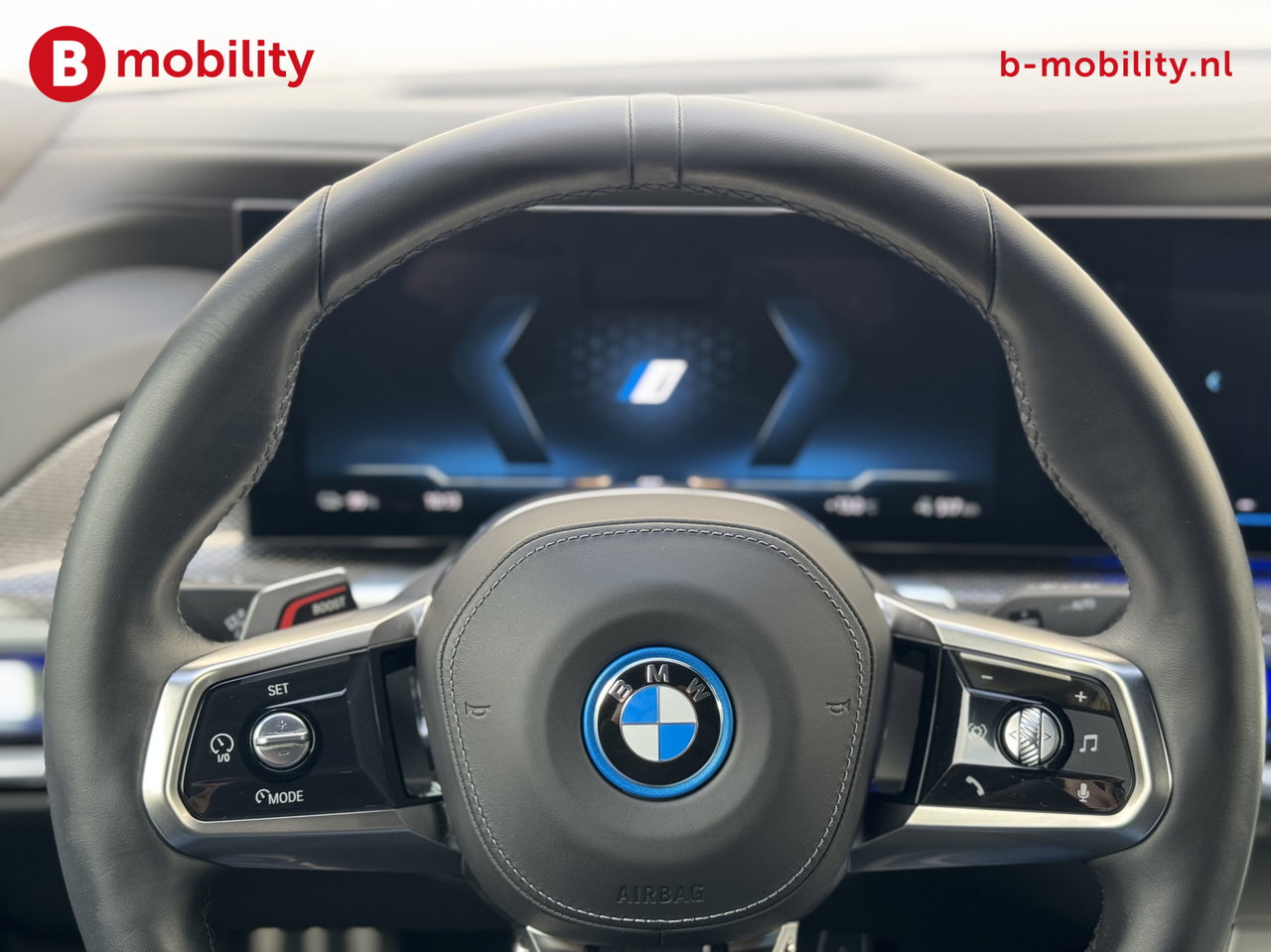 BMW i7
