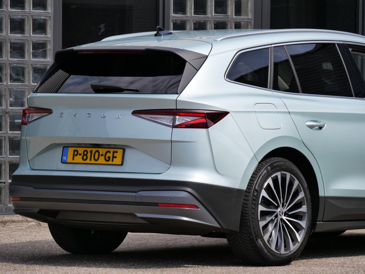 Škoda Enyaq iV 80/ COMFORT PACK/ ADAPTIVE CRUISE/ BLIND SPOT/ 20INCH VELGEN/ SOH 92%