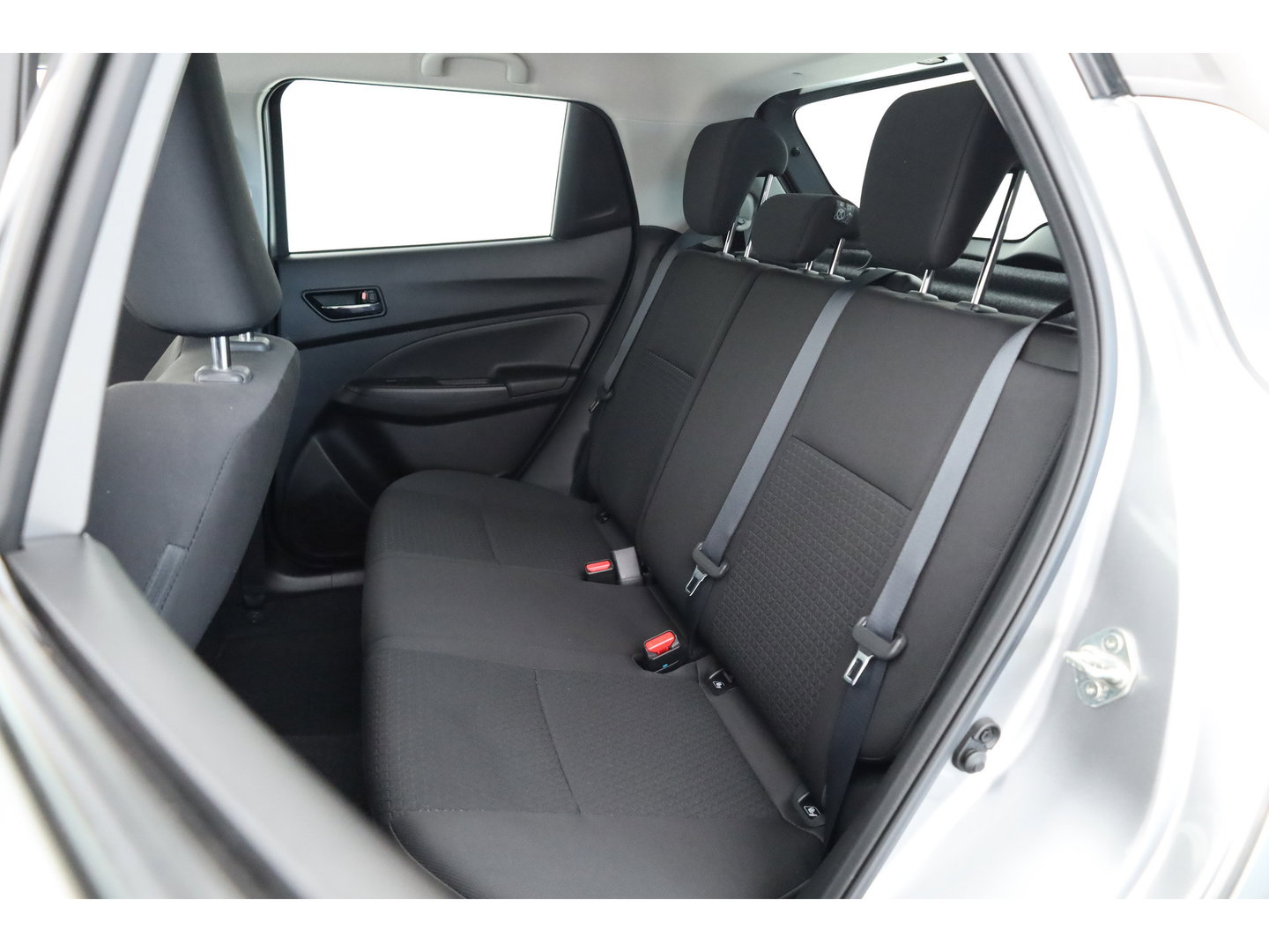 Suzuki Swift 1.2 Style Smart Hybrid | Navi | Adapt. Cruise | Camera | Dodehoekdet. | Apple CaRPlay | Keyless | Stoelverw.