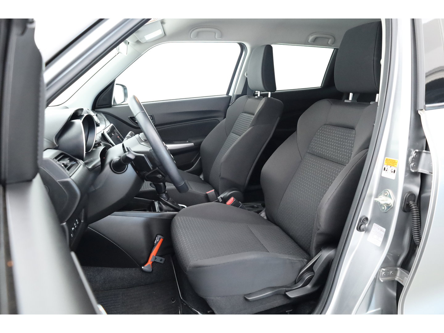 Suzuki Swift 1.2 Style Smart Hybrid | Navi | Adapt. Cruise | Camera | Dodehoekdet. | Apple CaRPlay | Keyless | Stoelverw.