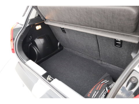 Suzuki Swift 1.2 Style Smart Hybrid | Navi | Adapt. Cruise | Camera | Dodehoekdet. | Apple CaRPlay | Keyless | Stoelverw.