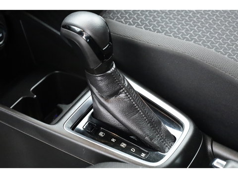 Suzuki Swift 1.2 Style Smart Hybrid | Navi | Adapt. Cruise | Camera | Dodehoekdet. | Apple CaRPlay | Keyless | Stoelverw.