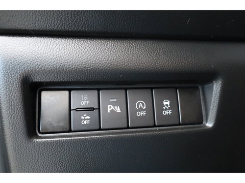 Suzuki Swift 1.2 Style Smart Hybrid | Navi | Adapt. Cruise | Camera | Dodehoekdet. | Apple CaRPlay | Keyless | Stoelverw.