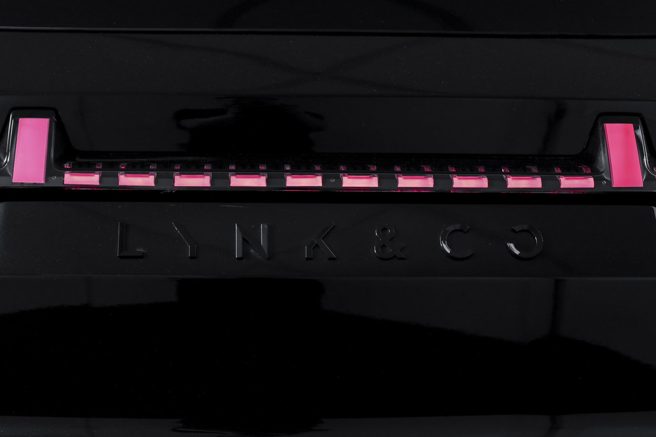 Lynk & Co 08