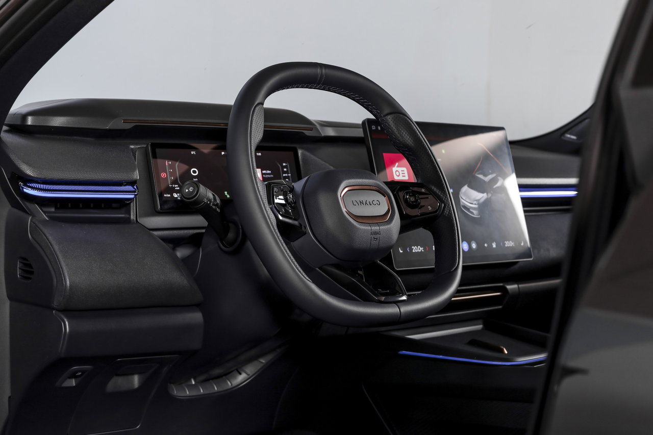 Lynk & Co 08