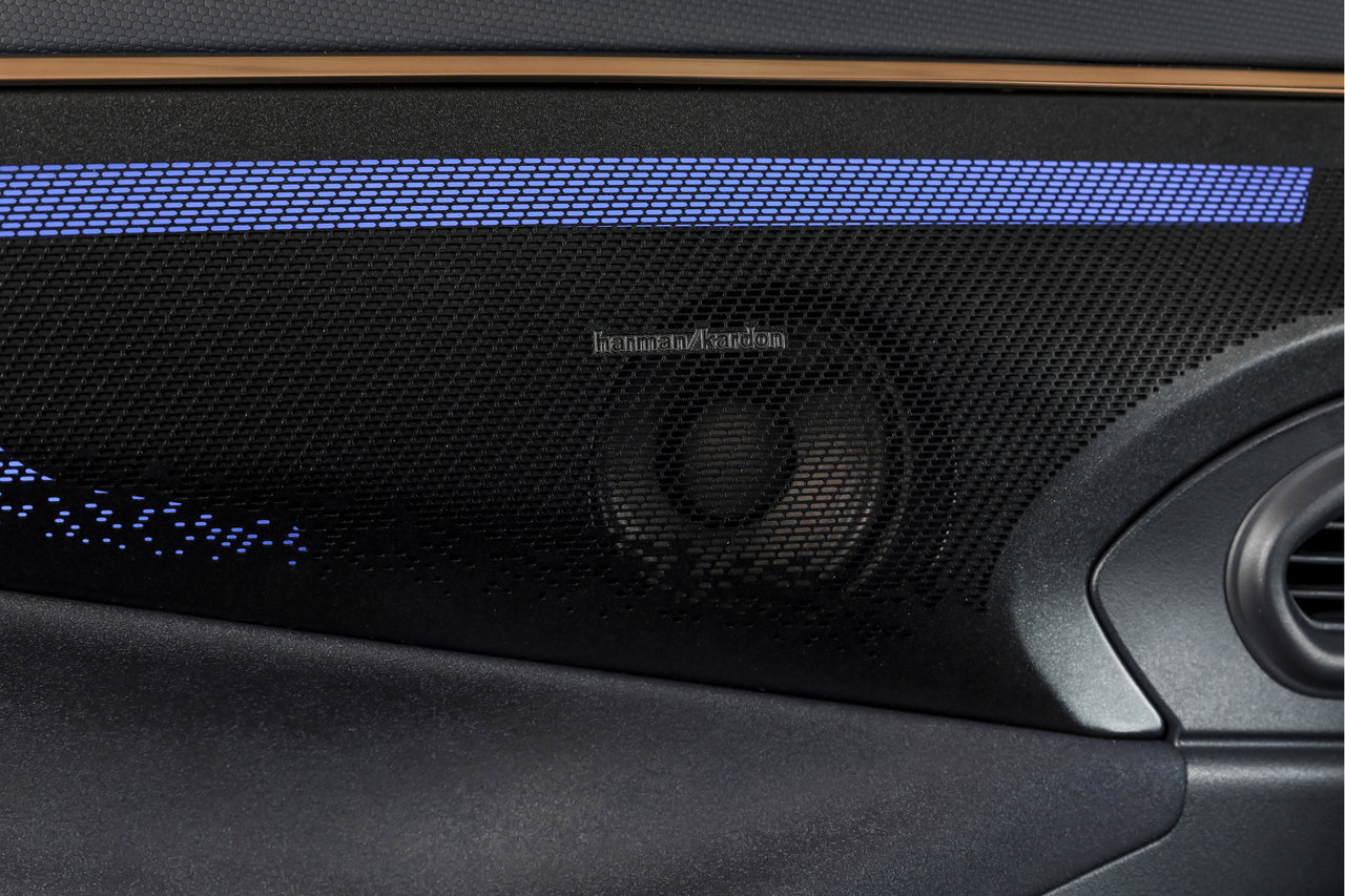 Lynk & Co 08