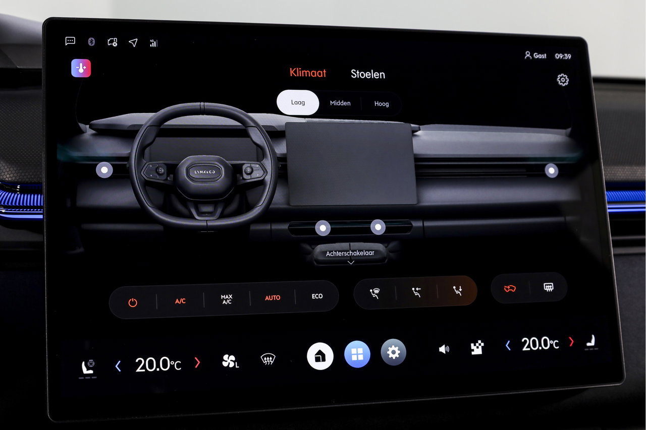 Lynk & Co 08