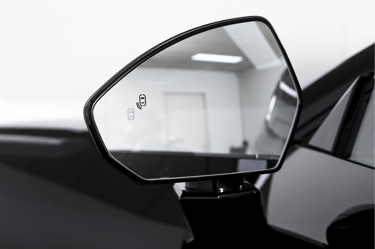 Lynk & Co 08