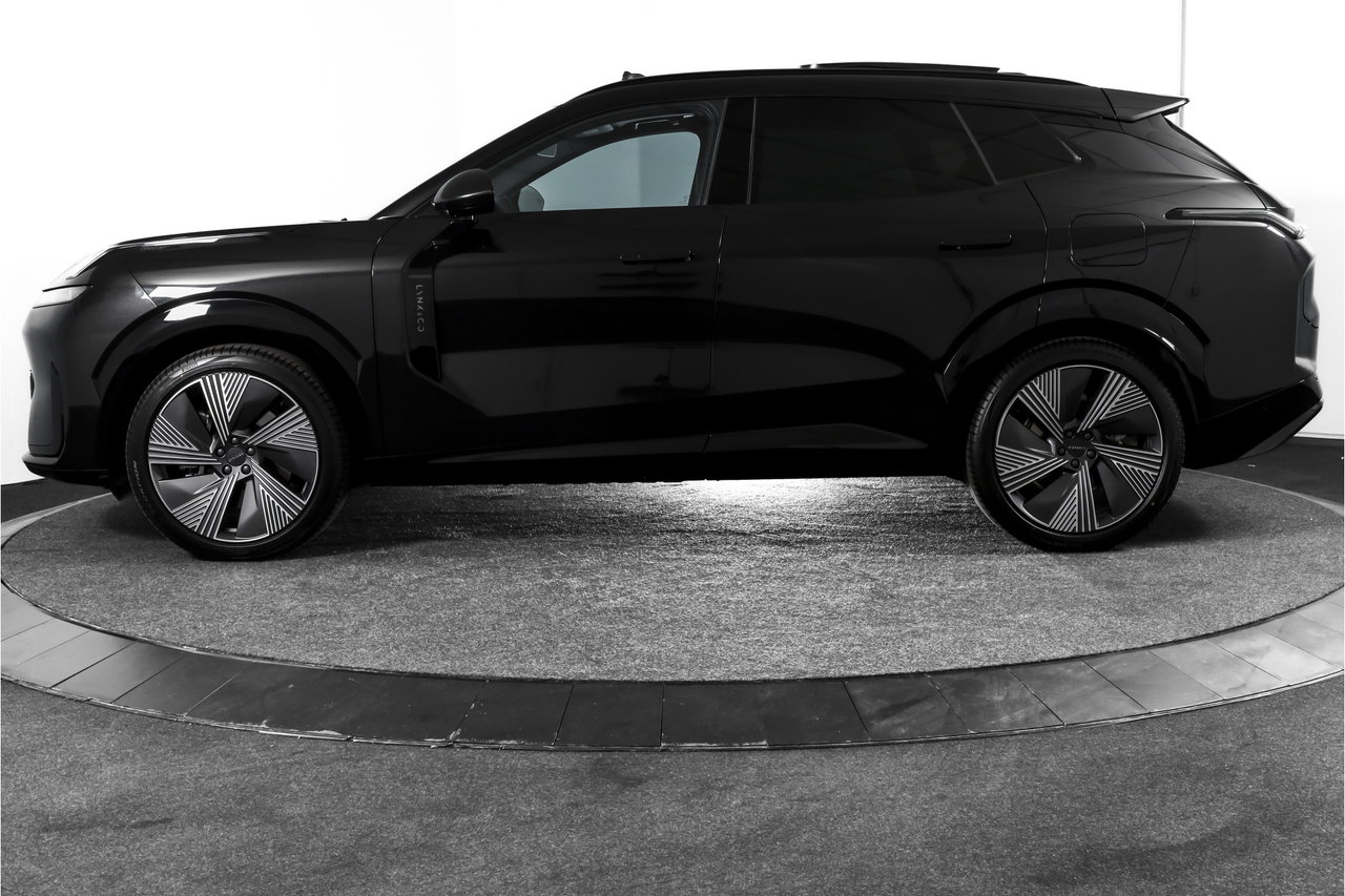 Lynk & Co 08