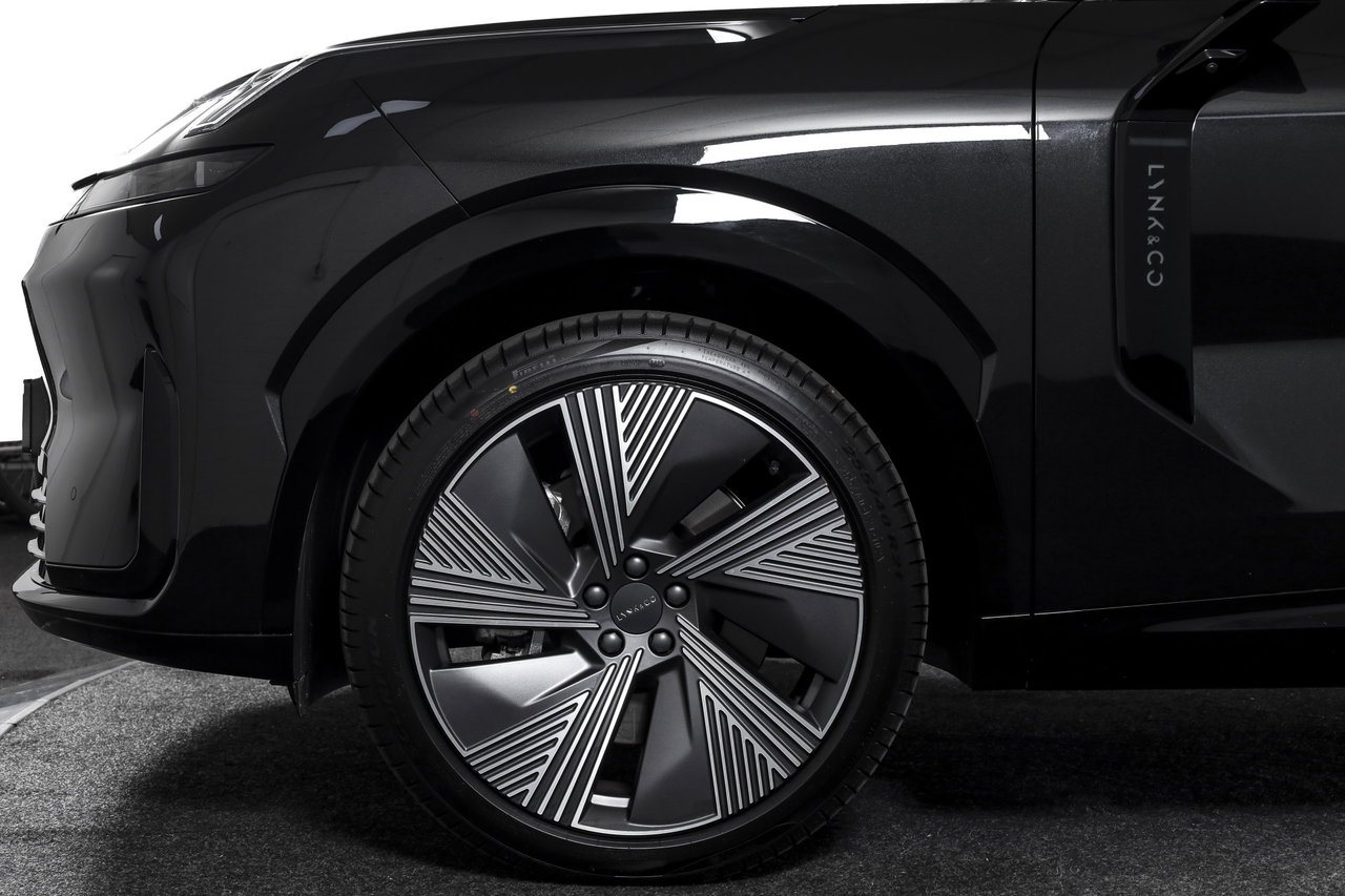 Lynk & Co 08