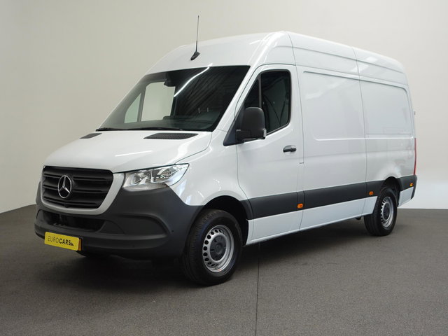 Mercedes-Benz Sprinter - 315 CDI Automaat L2H2 PRO Airco MBUX Navigatie Adaptive Cruise Control Leder PDC VA + Camera Trekhaak 3500kg Comfortstoel