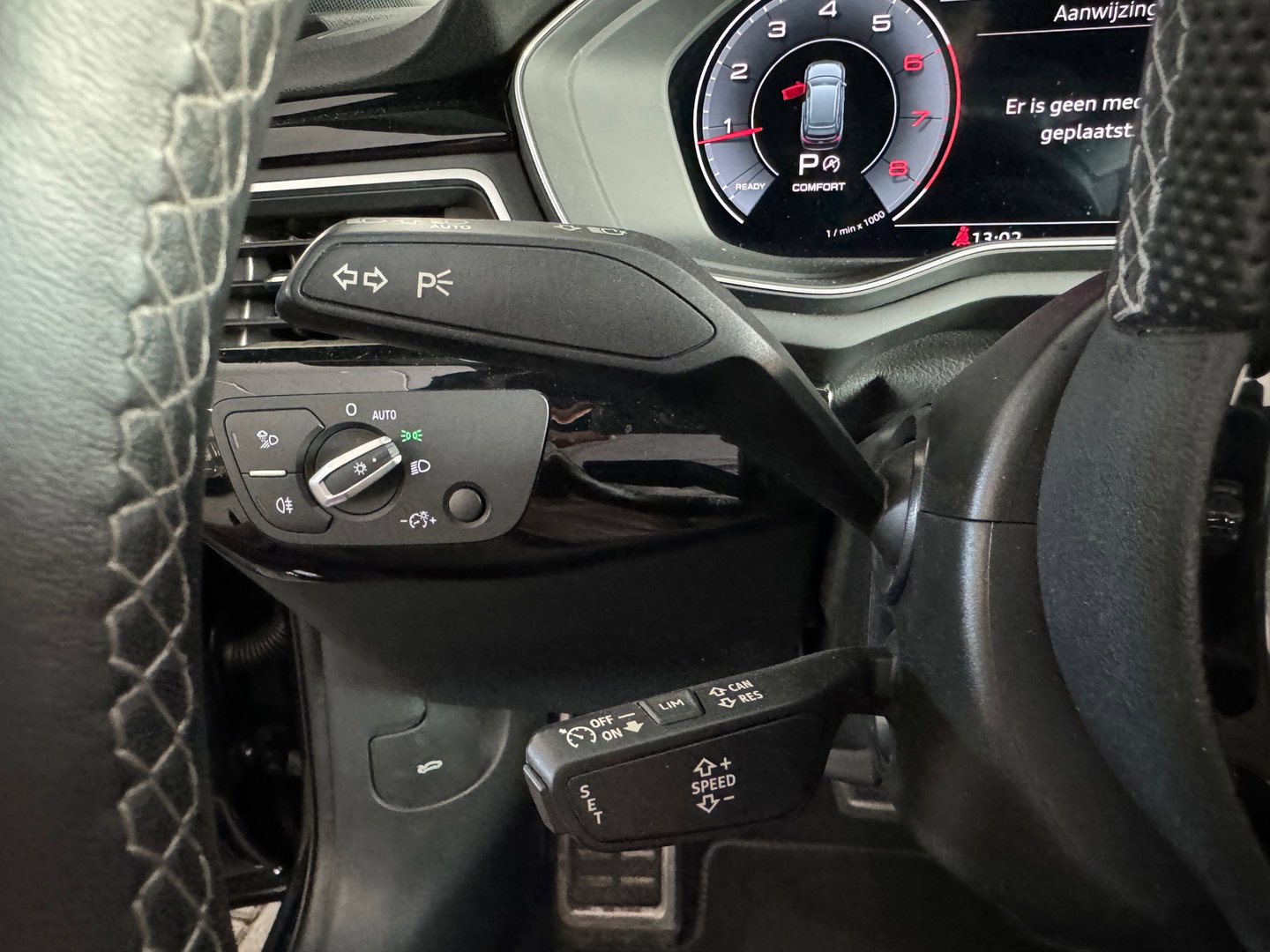 Audi A4 AVANT 40 TFSI quattro S Line Pano|Trekhaak|Sfeer|Lane