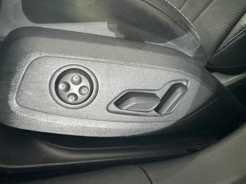 Audi A4 AVANT 40 TFSI quattro S Line Pano|Trekhaak|Sfeer|Lane