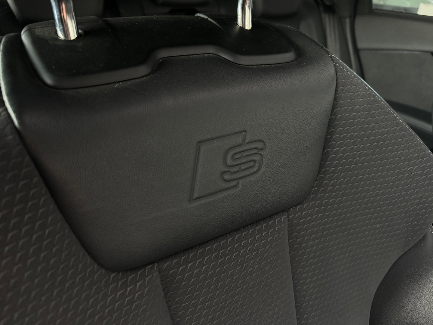 Audi A4 AVANT 40 TFSI quattro S Line Pano|Trekhaak|Sfeer|Lane