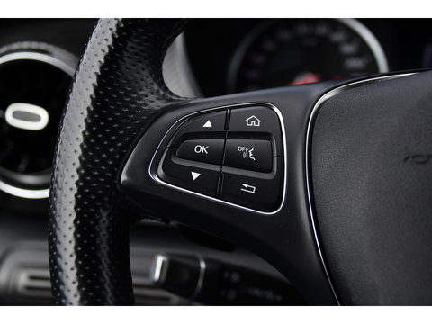 Mercedes-Benz V-Klasse 300d AMG Black Edition Camera, Cruise, Carplay, LED, 2 x Schuifdeur, 237pk, Automaat, Leder, Automaat, Multimedia, Stoelverwarming, Uniek!
