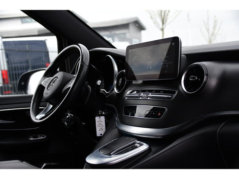 Mercedes-Benz V-Klasse 300d AMG Black Edition Camera, Cruise, Carplay, LED, 2 x Schuifdeur, 237pk, Automaat, Leder, Automaat, Multimedia, Stoelverwarming, Uniek!