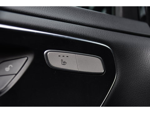 Mercedes-Benz V-Klasse 300d AMG Black Edition Camera, Cruise, Carplay, LED, 2 x Schuifdeur, 237pk, Automaat, Leder, Automaat, Multimedia, Stoelverwarming, Uniek!