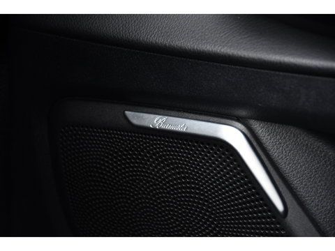 Mercedes-Benz V-Klasse 300d AMG Black Edition Camera, Cruise, Carplay, LED, 2 x Schuifdeur, 237pk, Automaat, Leder, Automaat, Multimedia, Stoelverwarming, Uniek!