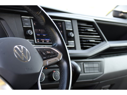 Volkswagen Transporter 2.0 TDI L1H1 30 Black Edition Cruise, Carplay, 150PK, Automaat, Standkachel, Stoelverwarming, Sensoren, Trekhaak