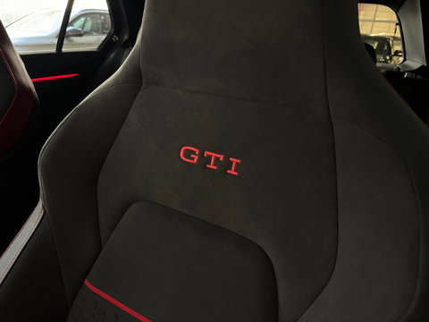 Volkswagen Golf 2.0 8.5 TSI GTI Clubsport Pano|HuD|H/K|Akrapovic