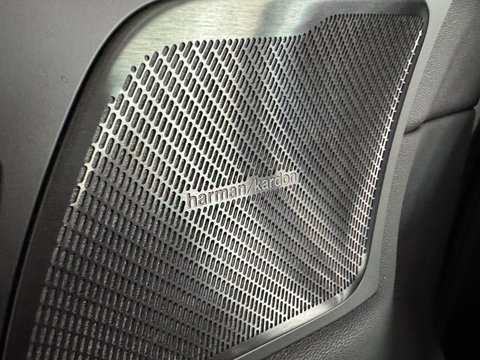 Volvo XC60 2.0 T8 Plug-in hybrid AWD Plus Bright Pano|Memory