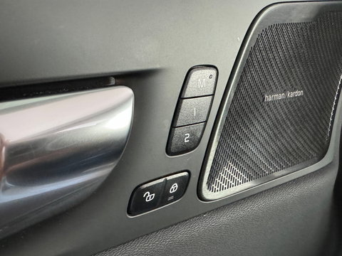 Volvo XC60 2.0 T8 Plug-in hybrid AWD Plus Bright Pano|Memory