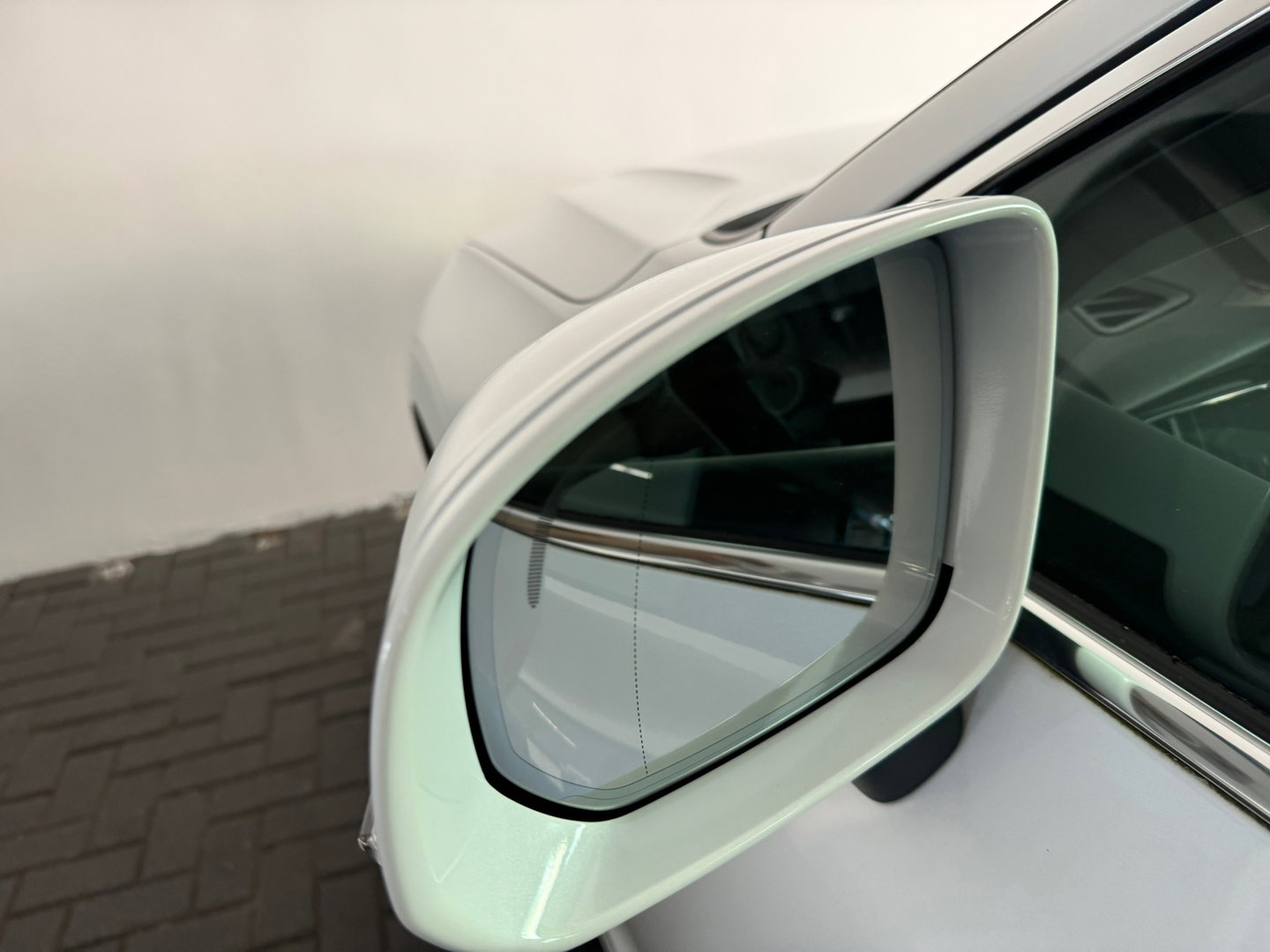 Volvo XC60 2.0 T8 Plug-in hybrid AWD Plus Bright Pano|Memory