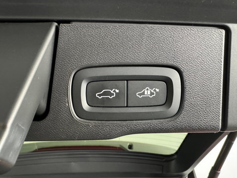 Volvo XC60 2.0 T8 Plug-in hybrid AWD Plus Bright Pano|Memory